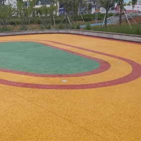 安順市彩色生態(tài)透水混凝土 彩色透水混凝土道路 透水混凝土施工價格 彩色透水混凝土材料生產(chǎn)廠家  壓?；炷敛牧蠌S家