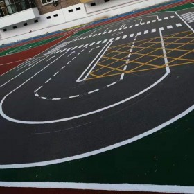 車(chē)行彩色透水混凝土路面 彩色透水混凝土材料廠(chǎng)家 透水混凝土施工  廠(chǎng)家免費(fèi)指導(dǎo)