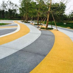 淮南市 車(chē)行彩色透水混凝土路 生態(tài)透水地坪 海綿城市透水混凝土 材料生產(chǎn)廠(chǎng)家