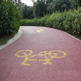 黃石市 操場(chǎng)彩色混凝土 海綿城市道路 彩色透水混凝土道路 現(xiàn)貨供應(yīng)